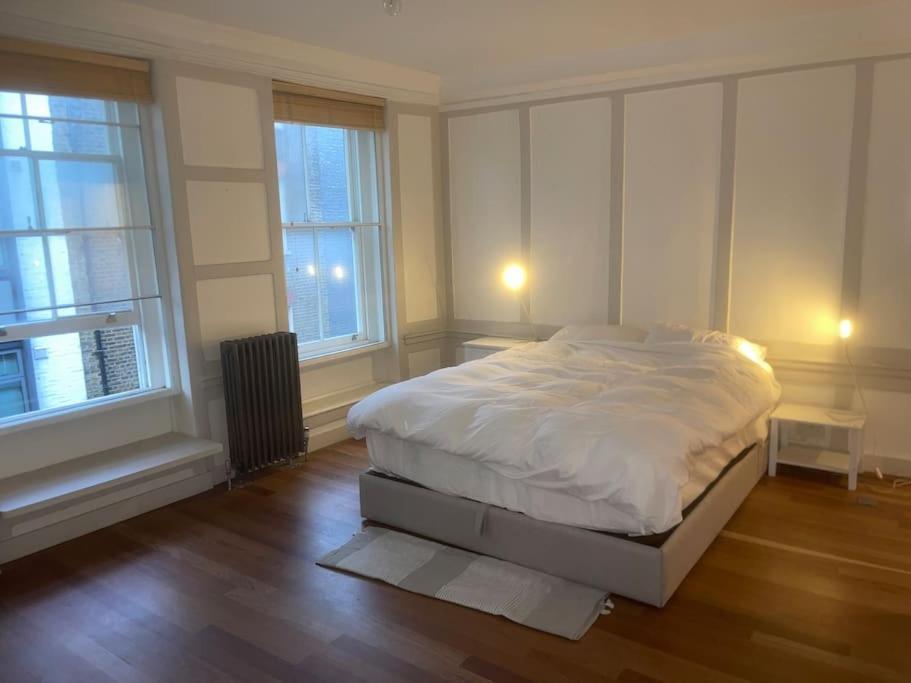 Spacious 2 Bedroom Apartment In The Heart Of Soho. Londra Dış mekan fotoğraf